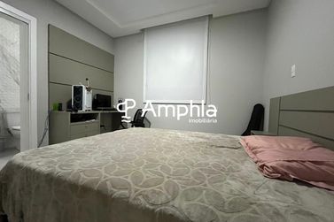 Apartamento &agrave; venda - 144m&sup2; - Meia Praia