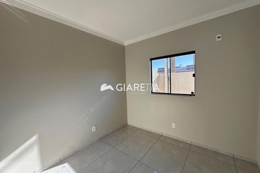 Casa &agrave; venda - 70m&sup2; - JARDIM PINHEIRINHO