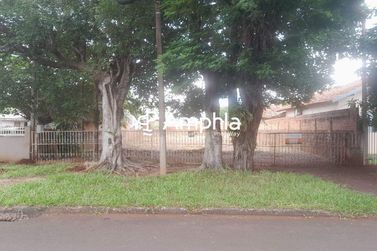 Terreno &agrave; venda - 585m&sup2; - Vila Ga&uacute;cha
