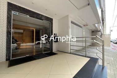 Apartamento &agrave; venda - 144m&sup2; - Meia Praia