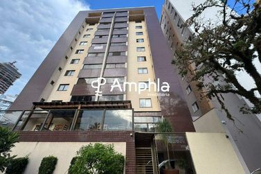 Apartamento &agrave; venda - 118m&sup2; - Centro