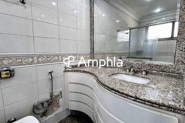 Apartamento &agrave; venda - 227m&sup2; - Centro