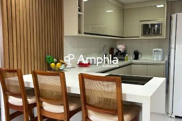 Apartamento &agrave; venda - 110m&sup2; - Centro