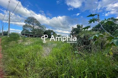 Ch&aacute;cara &agrave; venda - 3000m&sup2; - Lago Azul