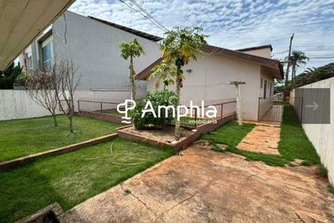 Casa &agrave; venda - 100m&sup2; - Jardim Gisela