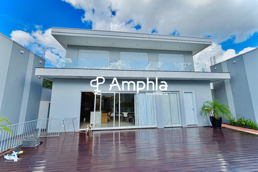 Sobrado &agrave; venda - 348m&sup2; - Maria Luiza