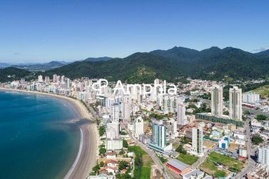 Apartamento &agrave; venda - 134m&sup2; - Centro