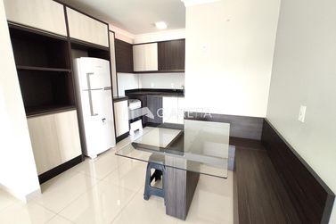 Apartamento para alugar - 73m&sup2; - JARDIM PANCERA