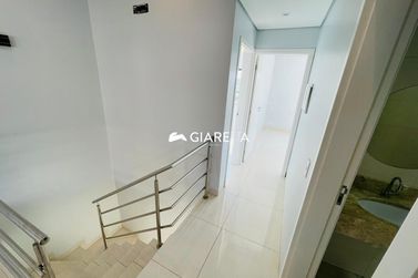 Sobrado para alugar - 115m&sup2; - JARDIM PARIZOTTO