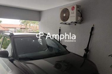 Sobrado &agrave; venda - 250m&sup2; - Recanto Tropical