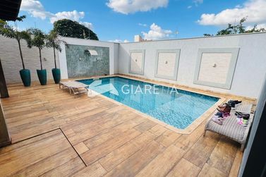 Sobrado &agrave; venda - 255m&sup2; - JARDIM LA SALLE