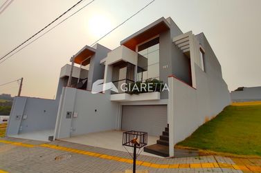 Sobrado &agrave; venda - 165m&sup2; - CENTRO