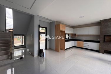 Sobrado &agrave; venda - 130m&sup2; - JARDIM PANCERA