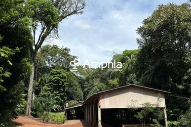 Ch&aacute;cara &agrave; venda - 45351m&sup2; - Zona Rural