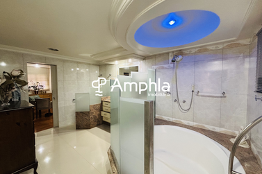Casa &agrave; venda - 369m&sup2; - Centro