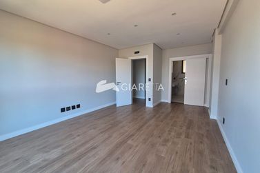 Apartamento &agrave; venda - 175m&sup2; - CENTRO