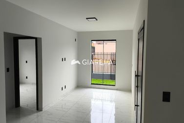 Casa &agrave; venda - 62m&sup2; - JARDIM PINHEIRINHO