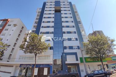 Apartamento &agrave; venda - 147m&sup2; - CENTRO