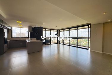 Apartamento &agrave; venda - 167m&sup2; - Centro