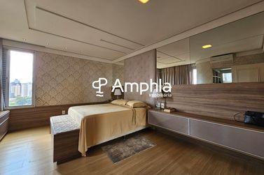 Apartamento &agrave; venda - 220m&sup2; - Centro