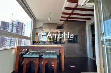 Apartamento &agrave; venda - 113m&sup2; - Centro