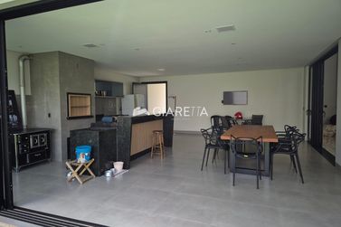 Casa &agrave; venda - 330m&sup2; - VILA INDUSTRIAL