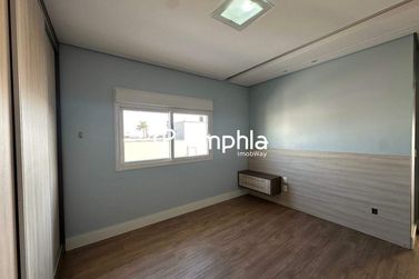 Sobrado &agrave; venda - 388m&sup2; - Santa Cruz