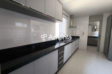 Apartamento &agrave; venda - 140m&sup2; - Centro
