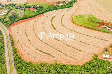 Terreno &agrave; venda - 127000m&sup2; - Zona Rural