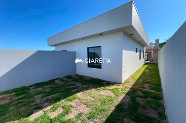 Casa &agrave; venda - 85m&sup2; - JARDIM PARIZOTTO