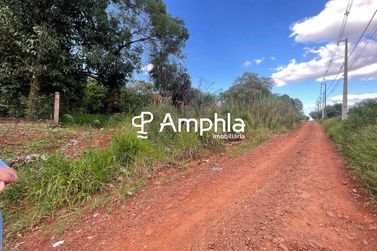 Ch&aacute;cara &agrave; venda - 3000m&sup2; - Lago Azul