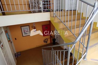 Apartamento para alugar - 122m&sup2; - CENTRO