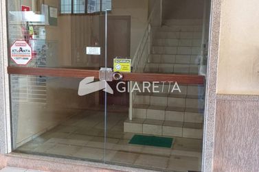 Apartamento &agrave; venda - 94m&sup2; - CENTRO