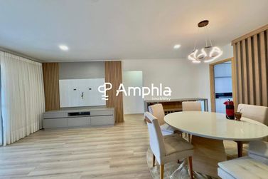 Apartamento &agrave; venda - 140m&sup2; - Centro