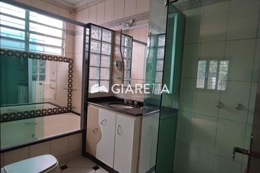 Casa para alugar - 212m&sup2; - CENTRO