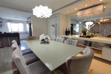 Apartamento &agrave; venda - 147m&sup2; - CENTRO