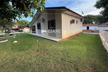 Ch&aacute;cara &agrave; venda - 220m&sup2; - BOA VISTA