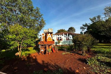 Ch&aacute;cara &agrave; venda - 37590m&sup2; - Centro (Margarida)