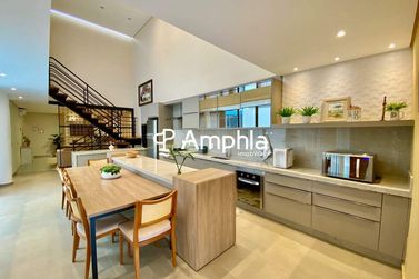 Sobrado &agrave; venda - 242m&sup2; - Canad&aacute;