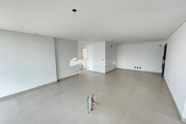 Apartamento para alugar - 111m&sup2; - CENTRO