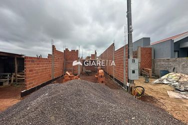 Casa &agrave; venda - 81m&sup2; - CRISTO REI