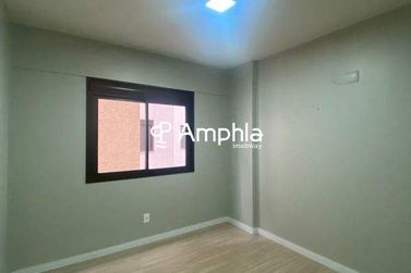 Apartamento &agrave; venda - 108m&sup2; - Centro