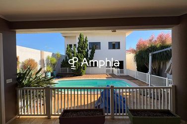 Sobrado &agrave; venda - 390m&sup2; - Neva