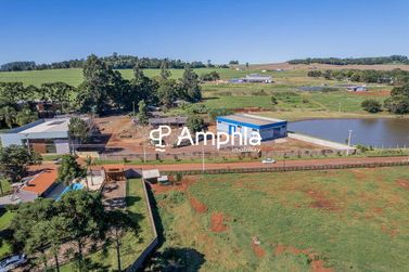 Ch&aacute;cara &agrave; venda - 7760m&sup2; - Santa Felicidade