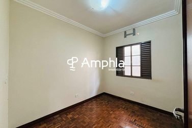 Casa &agrave; venda - 285m&sup2; - Recanto Tropical