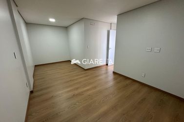 Apartamento para alugar - 110m&sup2; - CENTRO
