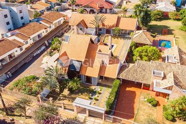 Sobrado &agrave; venda - 436m&sup2; - CENTRO