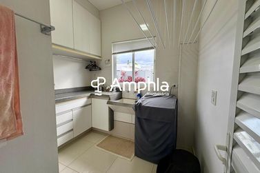 Casa &agrave; venda - 300m&sup2; - FAG