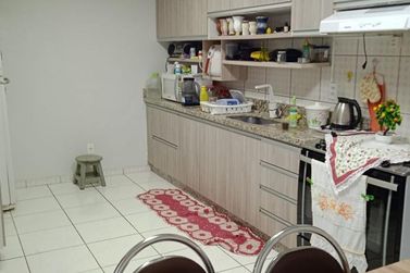 Apartamento &agrave; venda - 131m&sup2; - CENTRO
