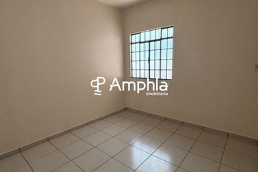 Casa &agrave; venda - 100m&sup2; - Jardim Gisela